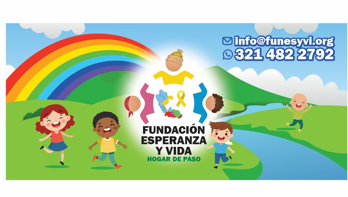 Equipo de la fundación recibiendo a visitantes